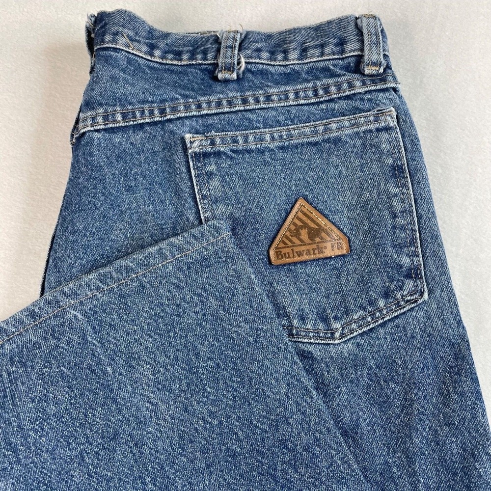 Bulwark FR Flame Resistant Rating 20.7 Men's Size 36"x31" Blue Wash Denim Jeans